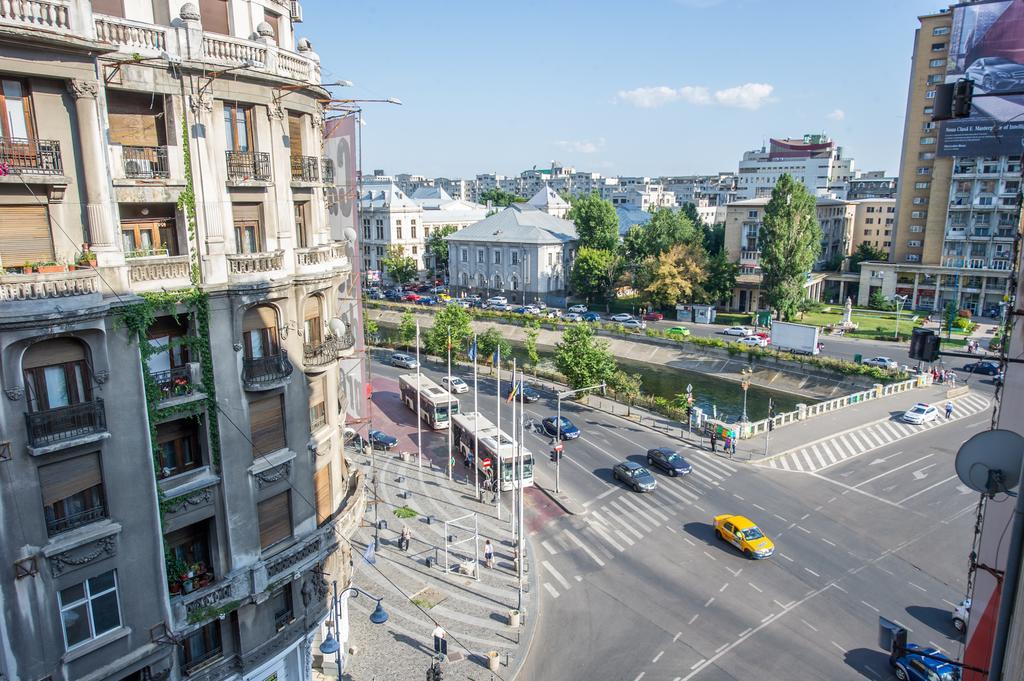 Victoriei 1 * Bucarest