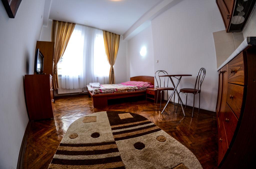 Apartment Victoriei 1