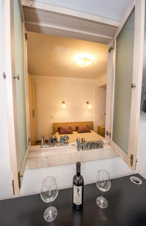 Apartment Victoriei 1 Bucharest
