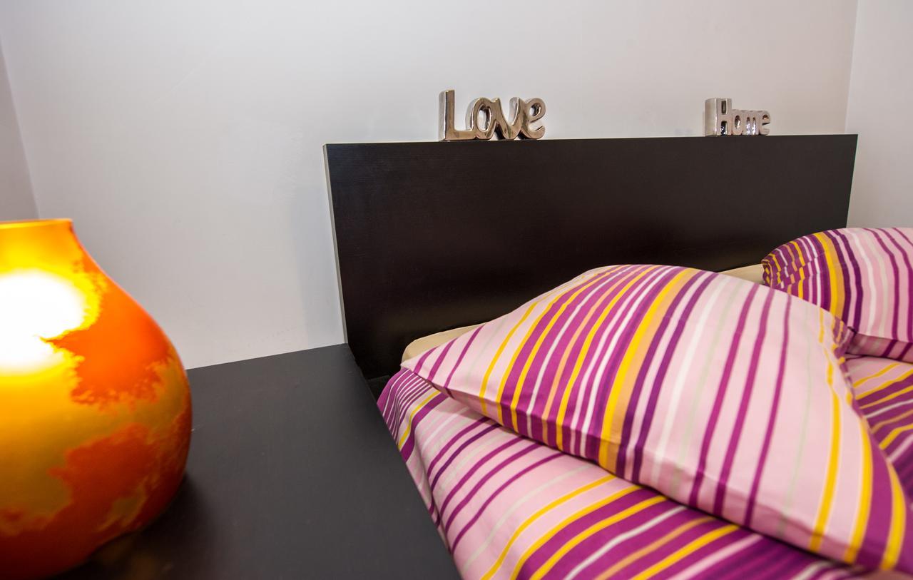 Apartment Victoriei 1 Bucharest