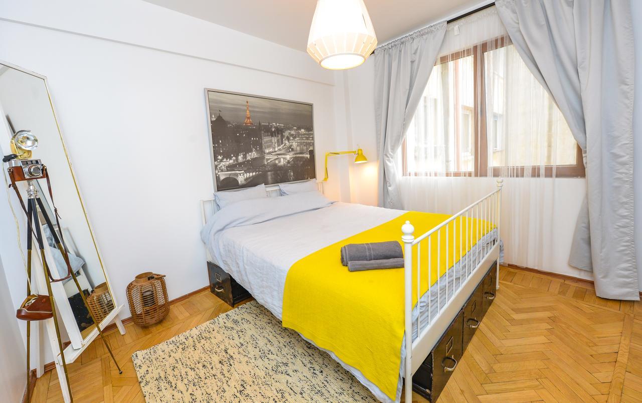 Apartment Victoriei 1 *